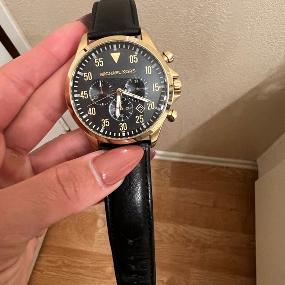 Michael kores watch - Picture 1 of 2